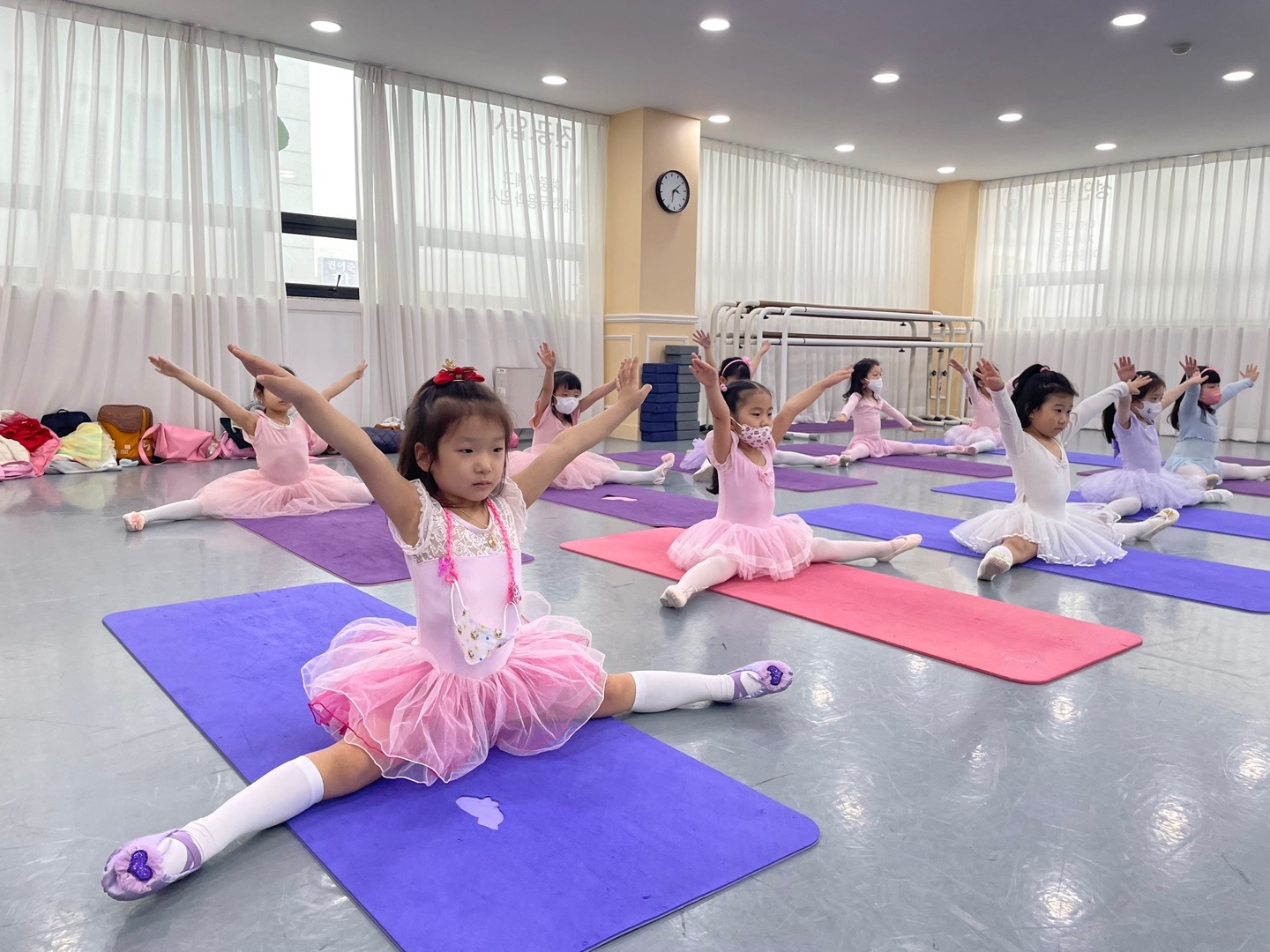 /user/b/bijou/editor/2309/3dcee336ef666d398d5bb675f6ea503f_1693998901_0536.jpg 이미지크게보기