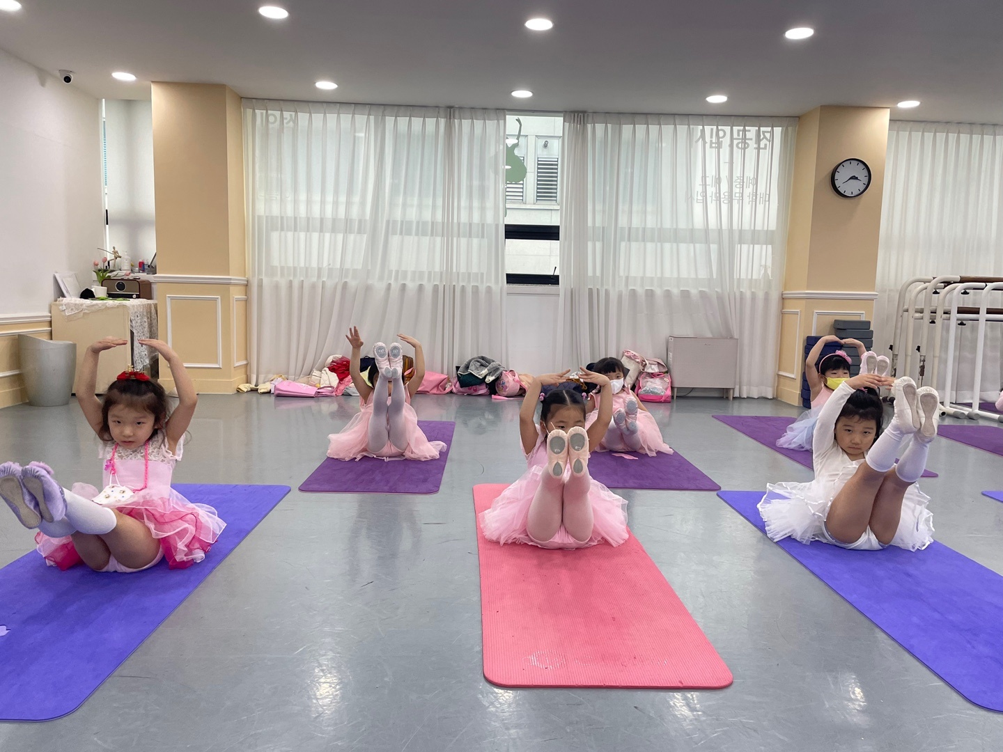 /user/b/bijou/editor/2309/3dcee336ef666d398d5bb675f6ea503f_1693998935_4956.jpg 이미지크게보기