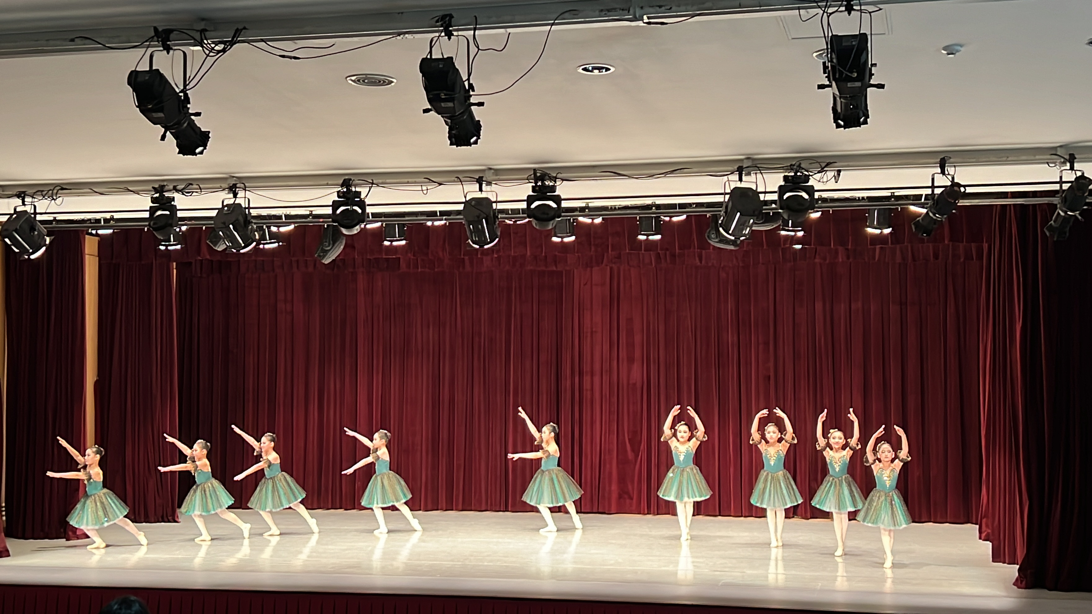 /user/b/bijou/editor/2405/1d12c09da86511560f630a36e377539e_1715178352_3643.jpg 이미지크게보기